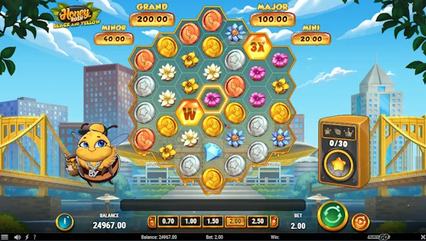 Honey Rush Black and Yellow gameplay screenshot